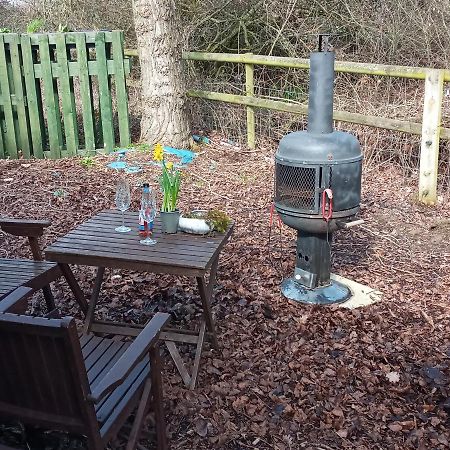 Glamping Malvern Shepherd Hut Bagian luar foto