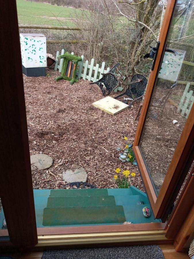 Glamping Malvern Shepherd Hut Bagian luar foto